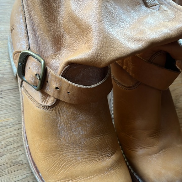 Like new Frye engineer boots - Picture 2 of 11